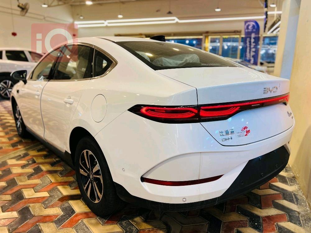 بي واي دي Qin Plus